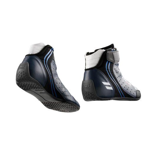 Botines OMP ONE EVO X MY24 azul marino (FIA)