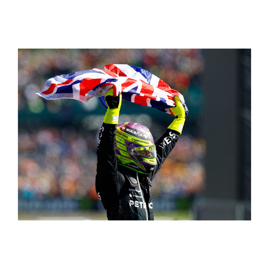 Casco de Lewis Hamilton de la Mercedes AMG Petronas para el Silverstone, escala 1:5