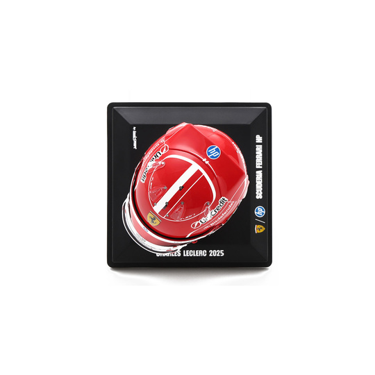 Casco de Charles Leclerc de la Scuderia Ferrari 2025, escala 1:5