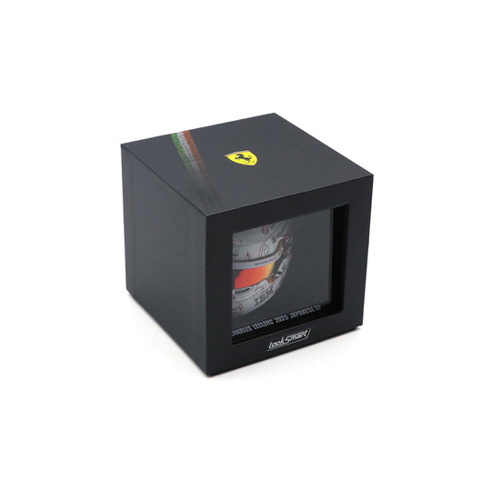 Casco de Charles Leclerc de la Scuderia Ferrari para el Gran Premio de Japan, escala 1:5