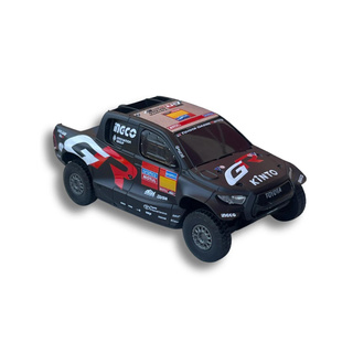 Coche a escala 1:64 Toyota Gazoo Racing HILUX T1+ Dakar