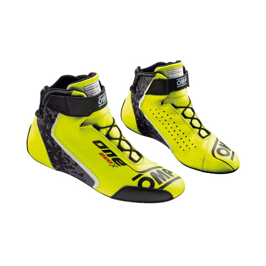 Botines OMP ONE EVO X amarillo (FIA)